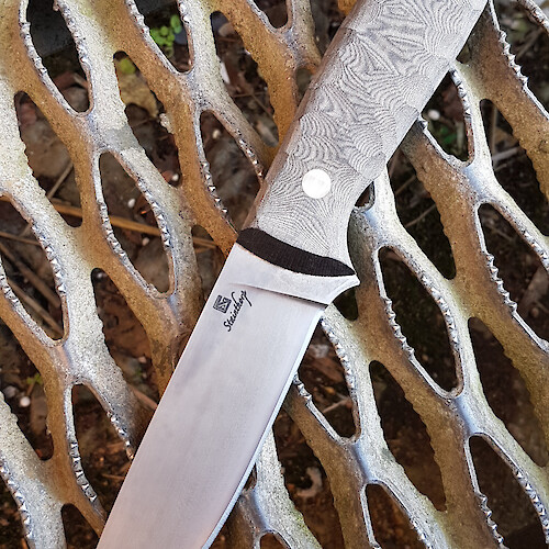 A tough blade designed with bushcraft and survival applications in mind. A tough blade designed with bushcraft and survival applications in mind.